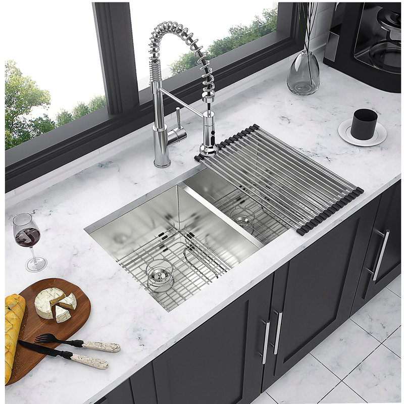 Évier de cuisine à double cuve encastrable en acier inoxydable de calibre 16 16 x 32 po (50/50) avec évier profond de 9 pouces