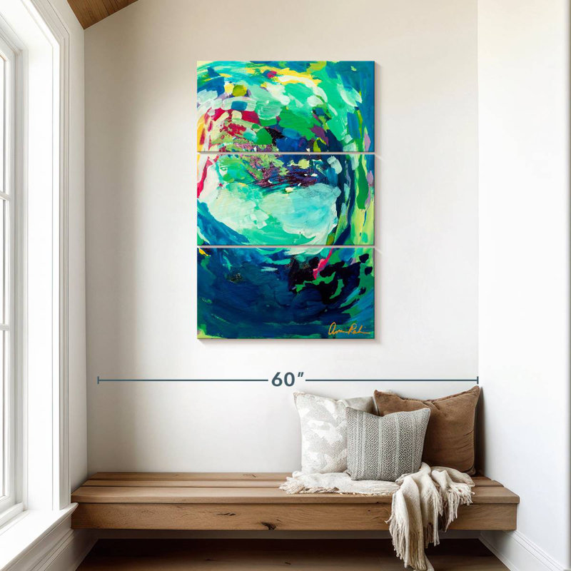 Avery Calico, 45" H x 28" W