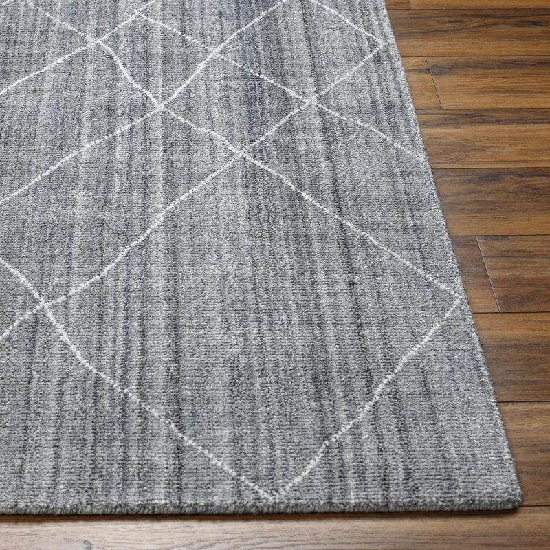 Geometric Area Rug in Gray, Rectangle 2' x 3'