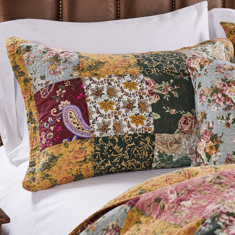 Pink Floral Patchwork Cotton Twin Reversible Quilt Set