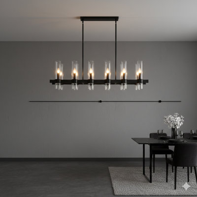 Un lustre linéaire noir avec abat-jour en verre transparent et 12 lumières. Ce luminaire suspendu de style campagnard moderne est conçu pour être placé au-dessus d'une table et convient aux salles à manger et aux îlots de cuisine (les ampoules ne sont pas incluses).