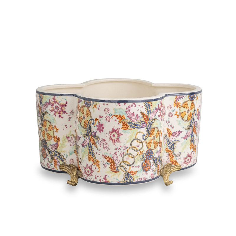 Tobacco Leaf Quatrefoil Planter