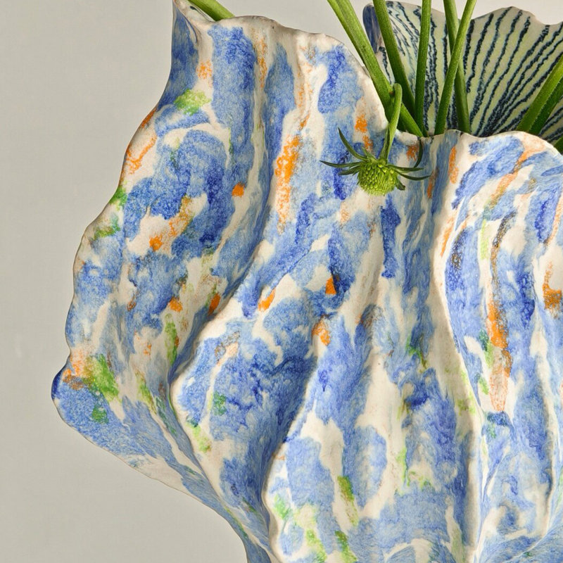 Vase de table en céramique bleu