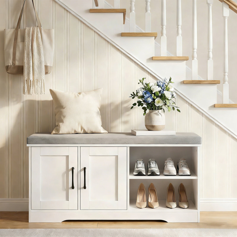 Banc Hoe 39,4 po avec coussin de siège rembourré et banc de rangement avec 2 portes et tablette latérale réglable