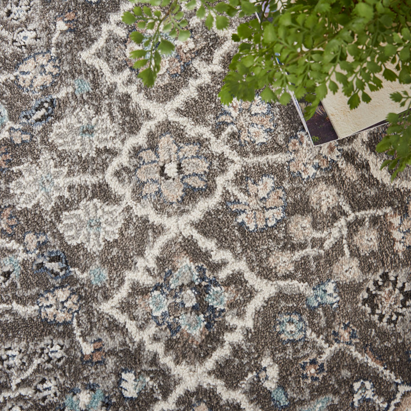 Guram Floral Indoor Rug, Runner 2'2" x 7'6"