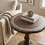 Table de bout à piédestal intérieur / extérieur Marlow