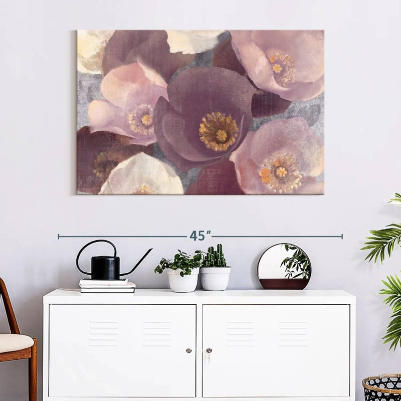 Harnek Eventide Plum, 26" H x 39" W