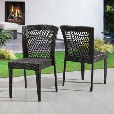 Ensemble de 2 chaises de salle à manger d'extérieur, chaises empilables avec cadre en rotin PE résistant aux UV et structure en acier, pour patio, jardin, balcon, supporte 400 lb