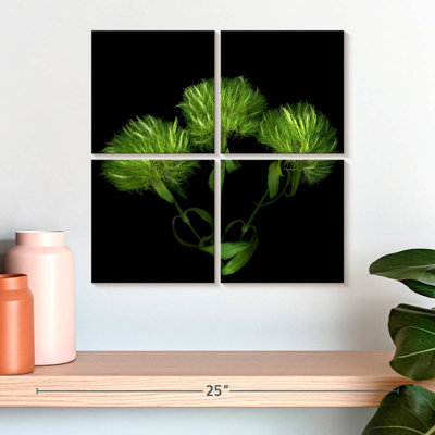 Harnek Green Pompons