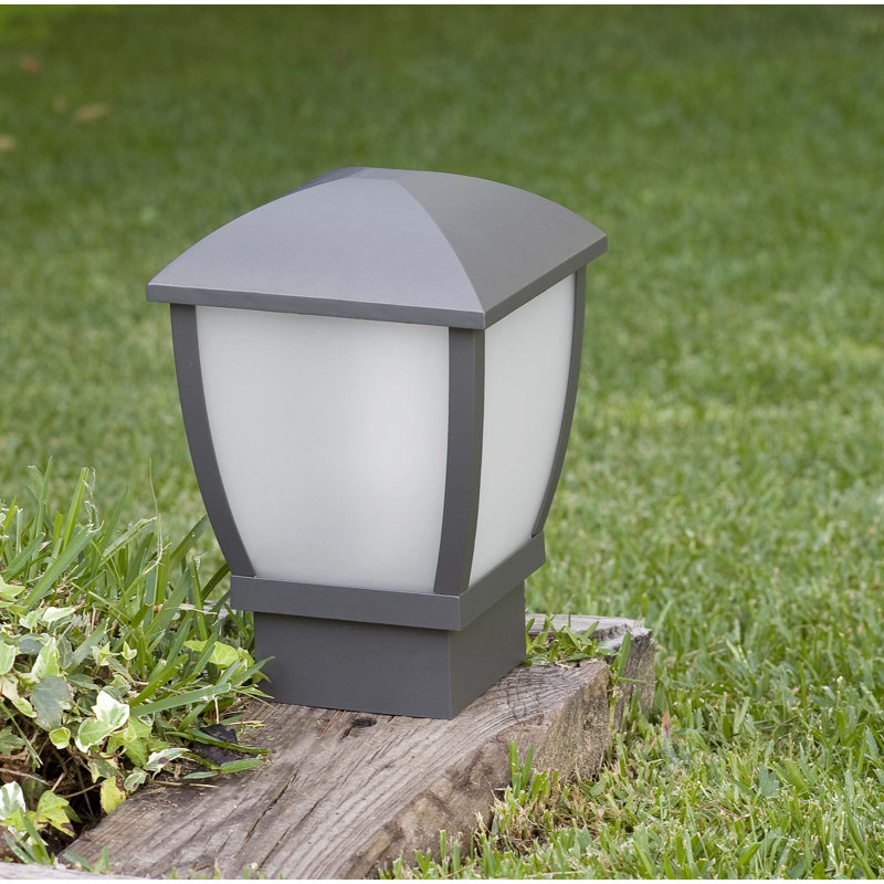Mullens Pathway Light, 34 cm H x 22.5 cm W
