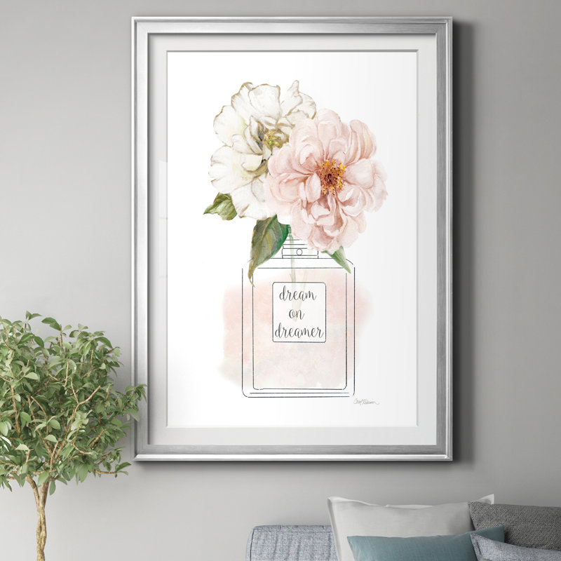 Floral Fragrance I - Reproduction d'art graphique sur papier encadré, H 30,5 po x l 42,5 po x P 1,5 po, Papier argenté