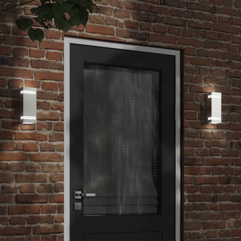 Danavia Plug-in 1 Light Outdoor Wall Light, Silver
