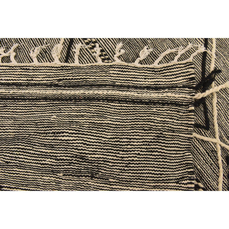 Tapis noir et blanc Noack