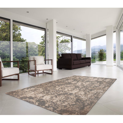 Evlin Damask Indoor Rug