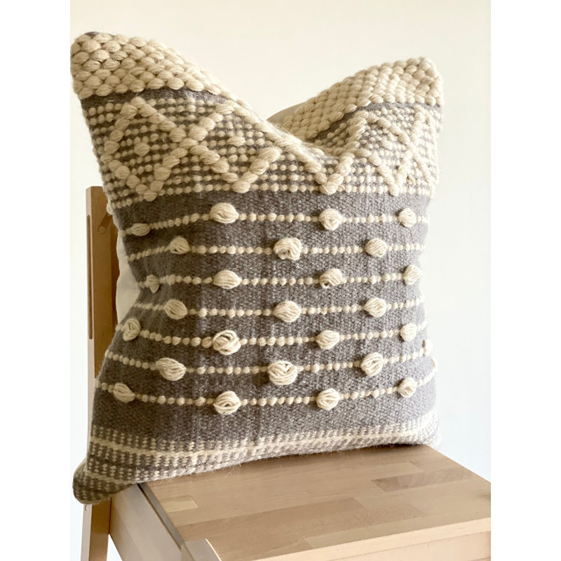 Coussin Mila Boho, 1 pi 6 po x 1 pi 6 po