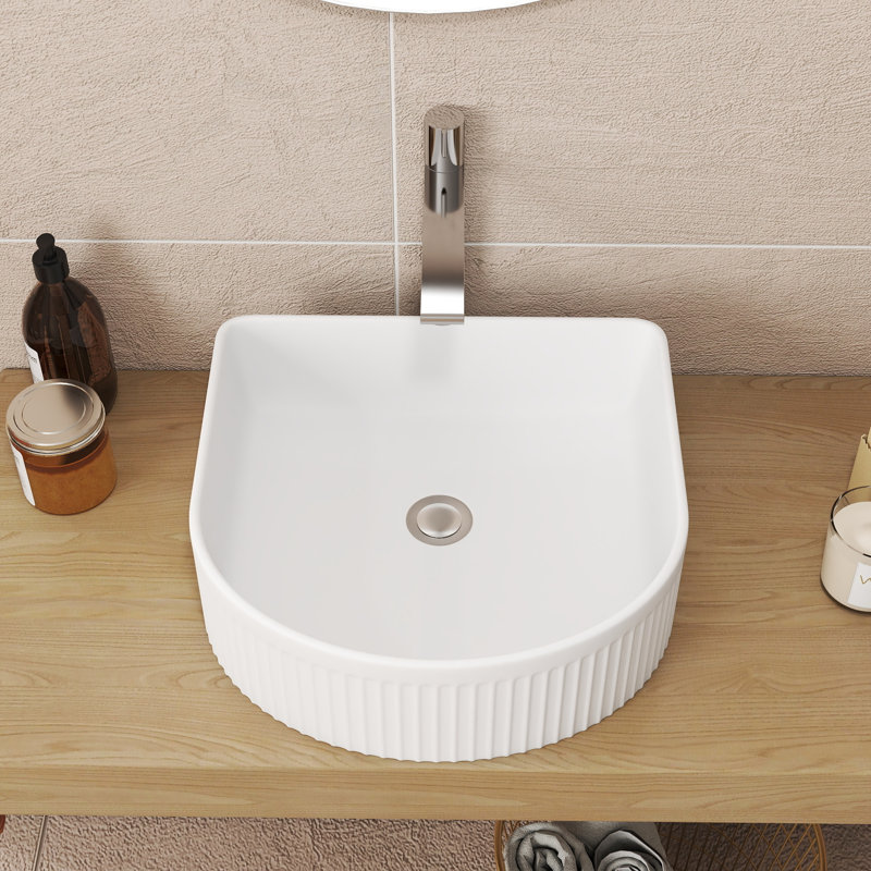 Lavabo de salle de bain semi-comptoir en céramique blanc 15 15/16 po x l 13 11/16 po