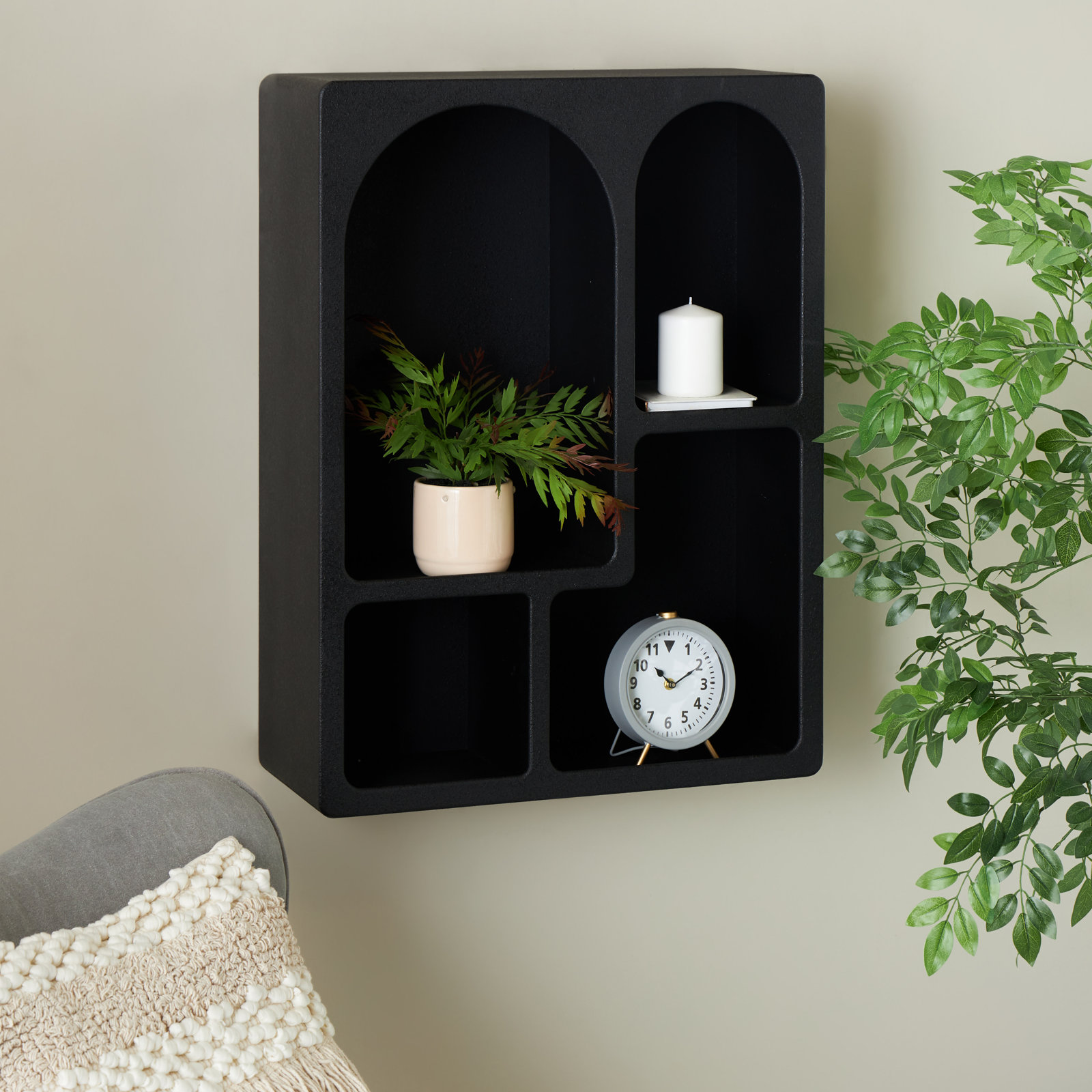 24" Geometric Floating Shelf