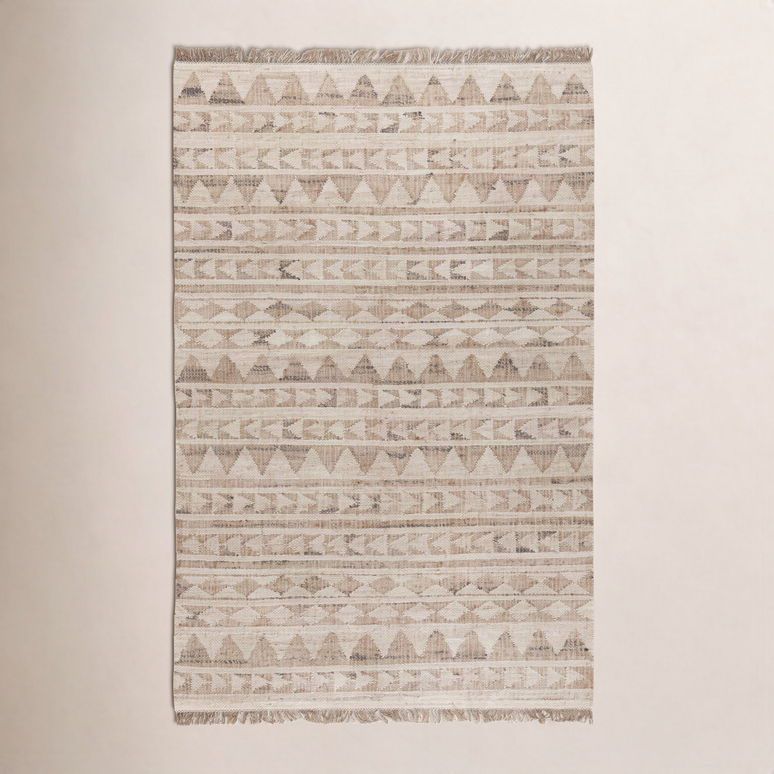 Camille Natural Hand-Woven Geometric Jute Rug, Rectangle 5' x 8'