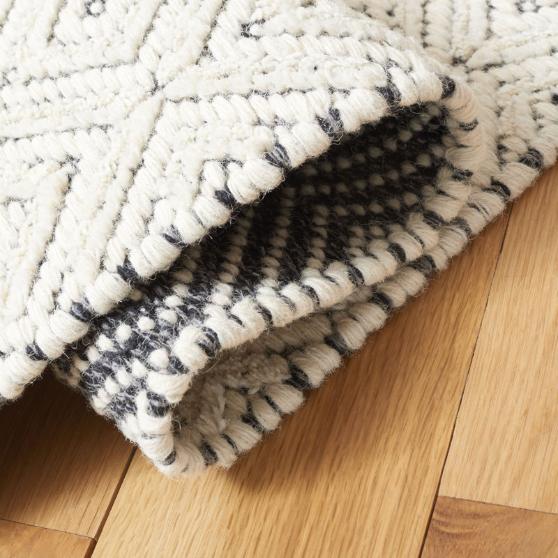 Martha Stewart Hand Loomed Wool/Cotton Chevron Rug in Ivory, Rectangle 9' x 12'