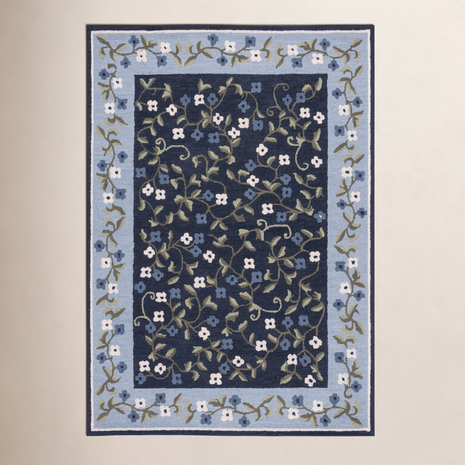 Hand-Tufted Wool Floral Outdoor Rug, Rectangle 3' x 5'