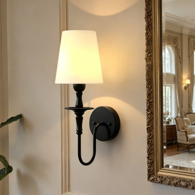 Applique murale à télécommande à bras articulé à distance Alcester pour éclairage à distance RVB, appliques murales en métal laiton pour escalier, salon, chambre à coucher, salle de bain