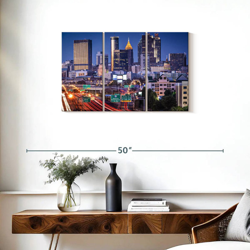 Nicci Atlanta Evening Rush, 20" H x 33" W