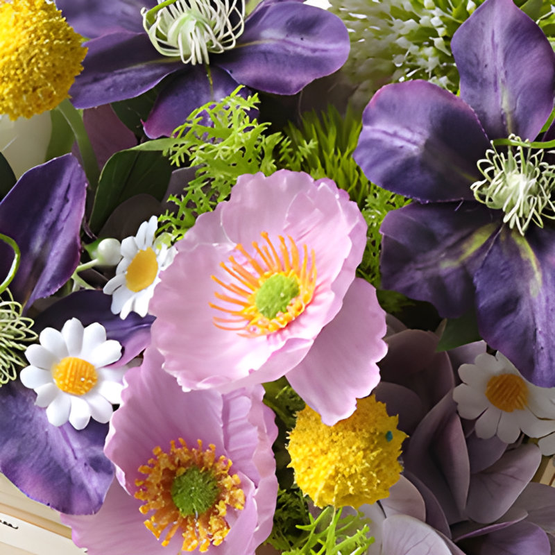 Ornements de fleurs simulées