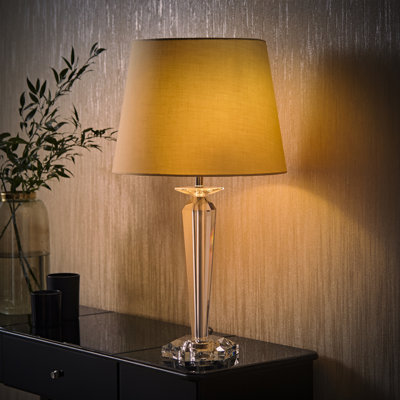 Lea Metal Table Lamp
