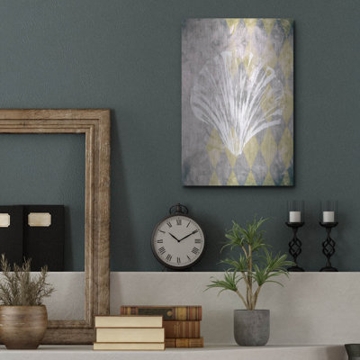 Beachcrest Home™ ' Vintage Harlequin Shell 2' by Alicia Soave, Metal Wall Art