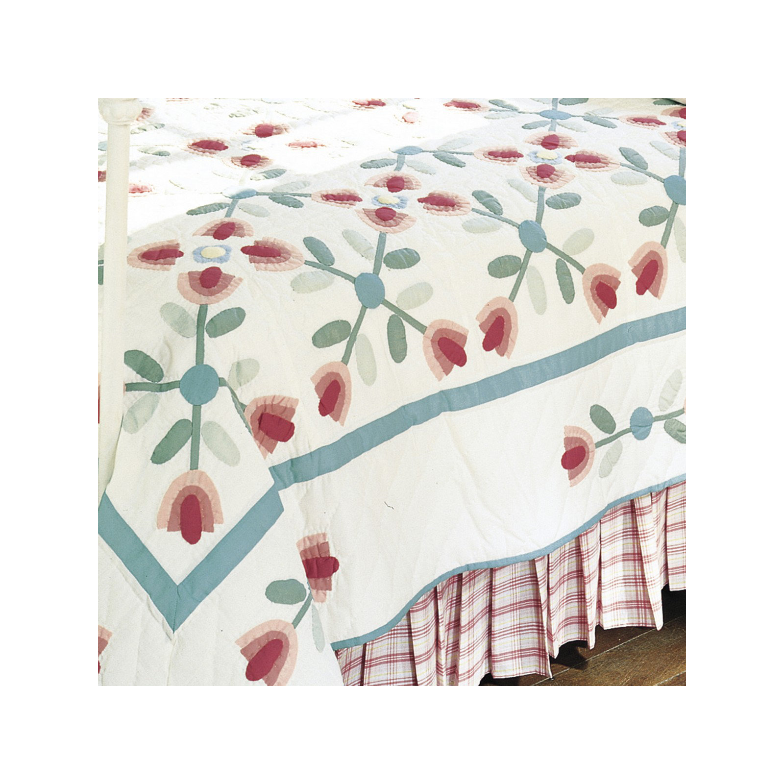 Tulip Garden Blue/Pink/Ivory Cotton Reversible Quilt, King Quilt