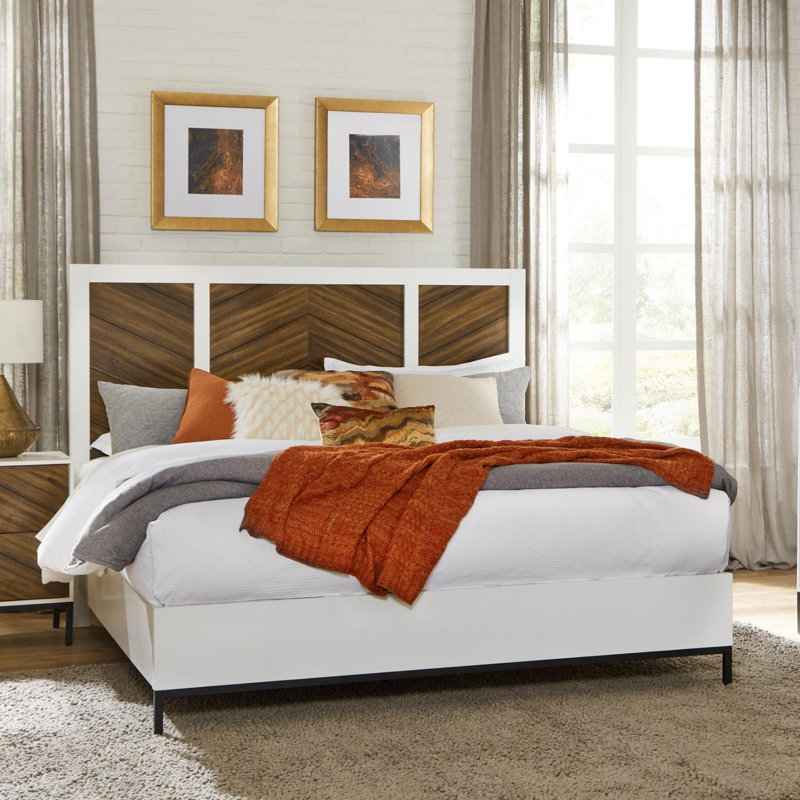 Jernice Standard Bed, Queen