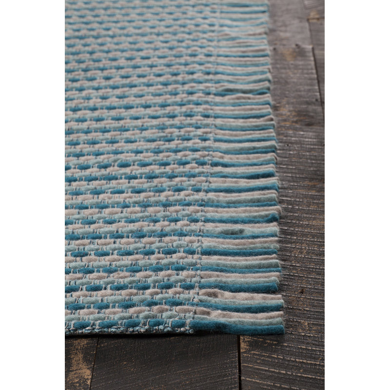 Adaline Hand-Woven Blue/Gray Area Rug, 5' x 7'6"
