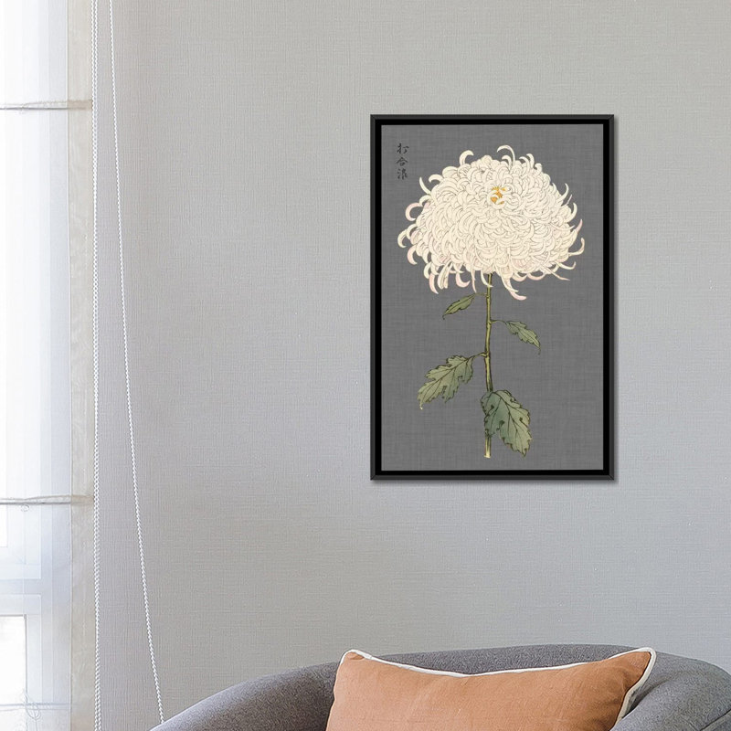 «Dramatic Ivory Mums II», reproduction d'impression sur toile tendue, H 26 po x l 18 po x P 1,5 po, Toile avec cadre noir