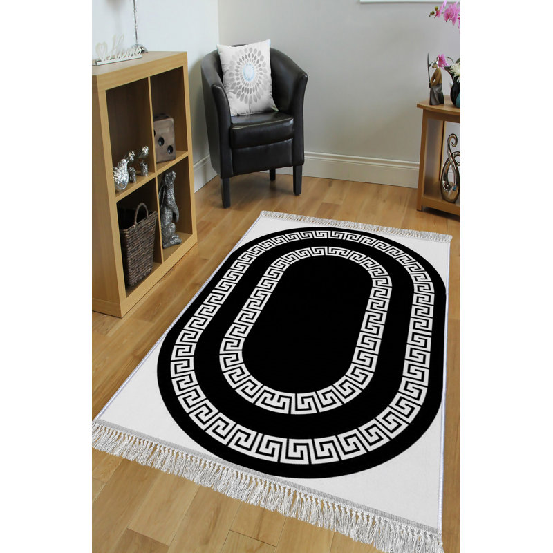 Tapis oriental noir / blanc Jerrie, Rectangle 4 pi 7 po x 7 pi 3 po