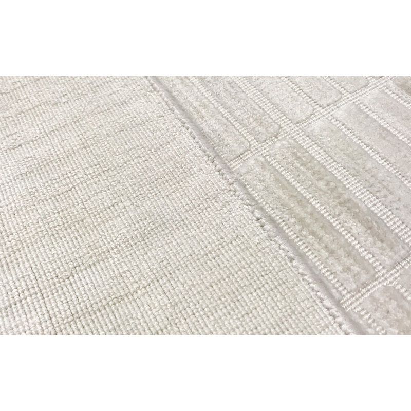 Striped Area Rug in Ivory, Rectangle 6' x 7'9"