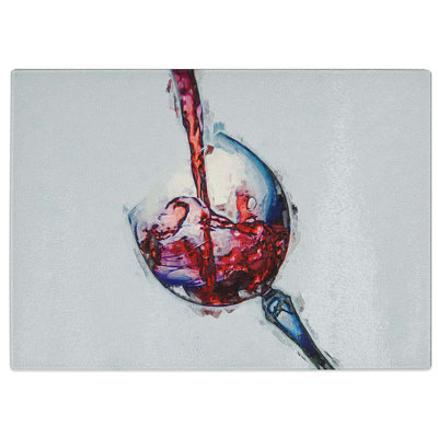 Tempered Glass Tilted Wine Glass in Abstract Cutting Board