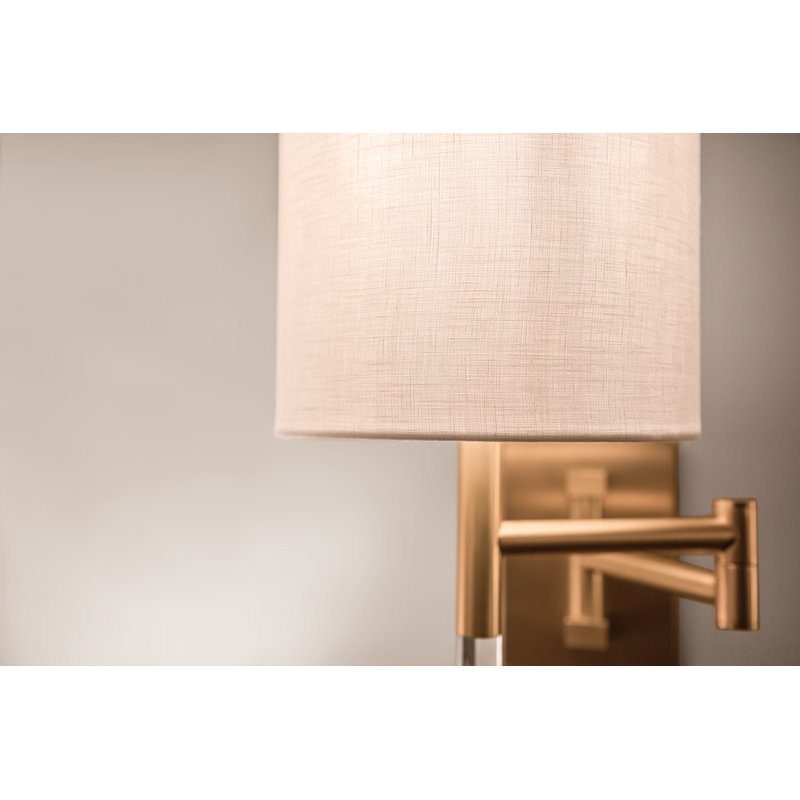 Englewood Armed Sconce, Aged Brass