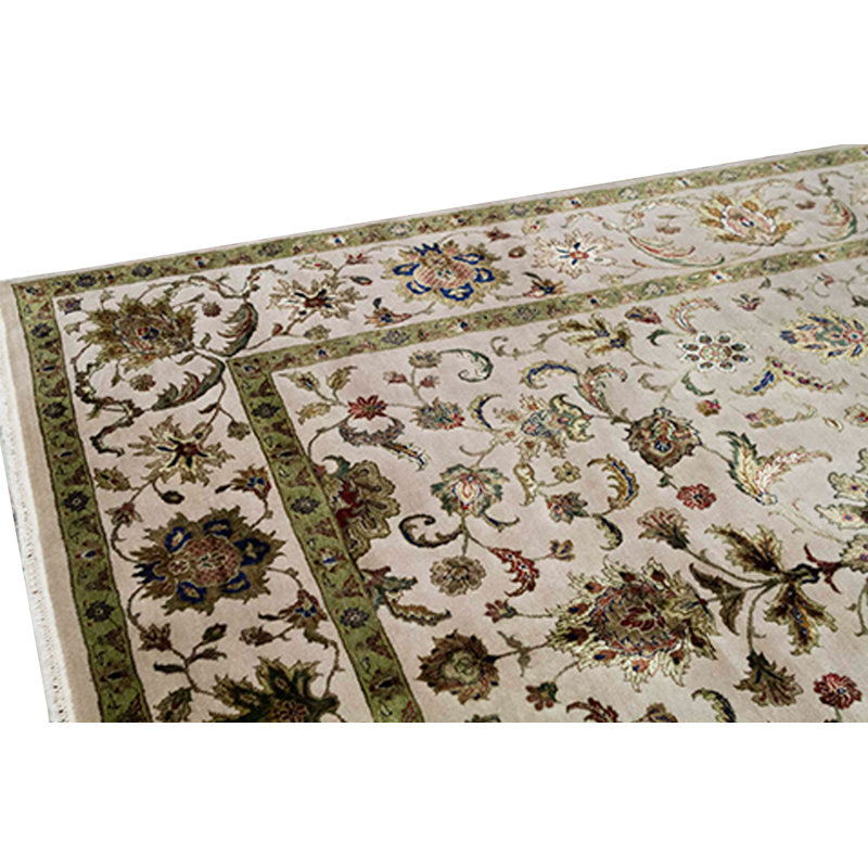 Chantel Oriental Area Rug in Ivory