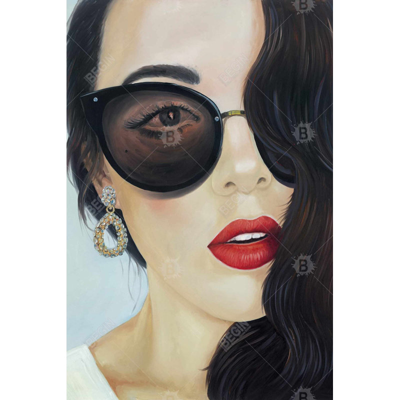 " Fashionable Sunglasses "