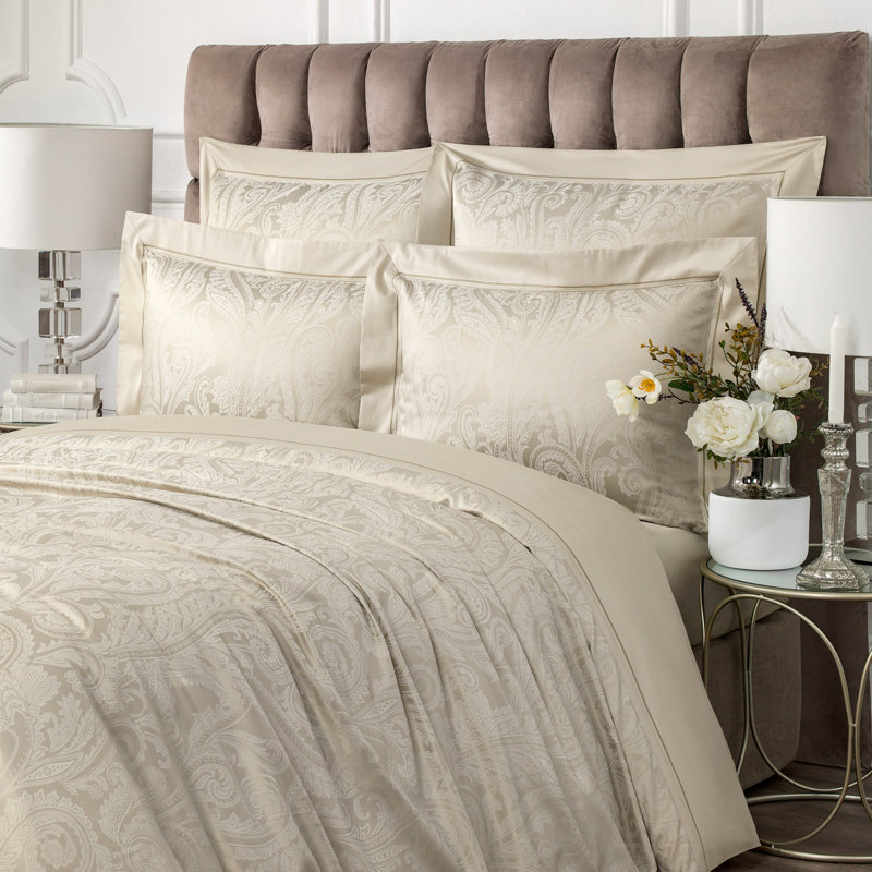Fidelio Sateen Sheet Set, Queen Sheet Set + 2 Pillowcases