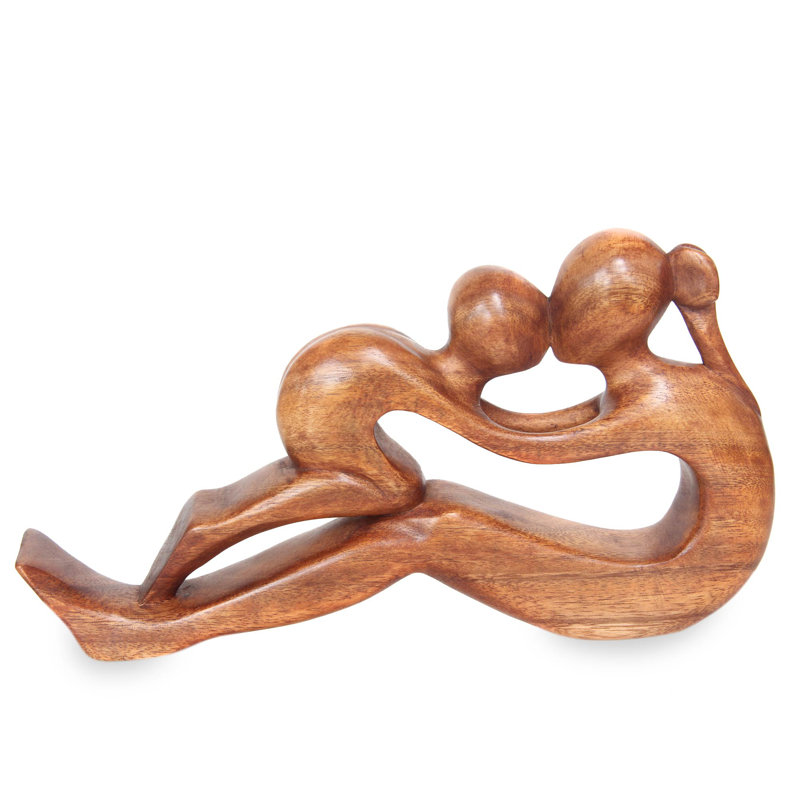 Damia Figurines & Sculptures