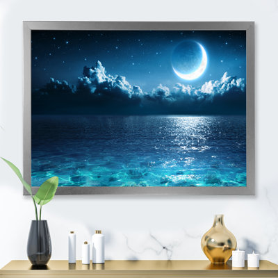 «Romantic Moon Over Deep Blue Sea I», photographie sur toile