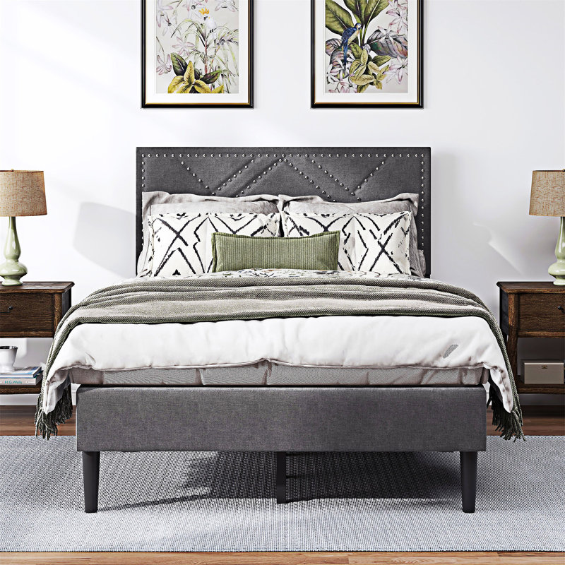 Upholstered Platm Bed, Full