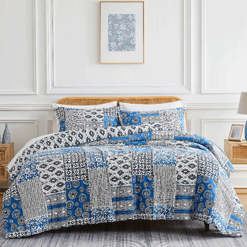 Global Patchwork Collection Microfiber Reversible Duvet Cover Set, King/California King Duvet Cover + 2 Shams, Blue