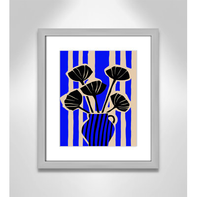 Vase rayé imprimé de fleurs par Treechild
