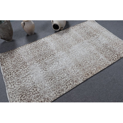 Tapis turc biologique beige pour salon de style Oushak parfait pour les décors bohémiens et les espaces à thème rétro