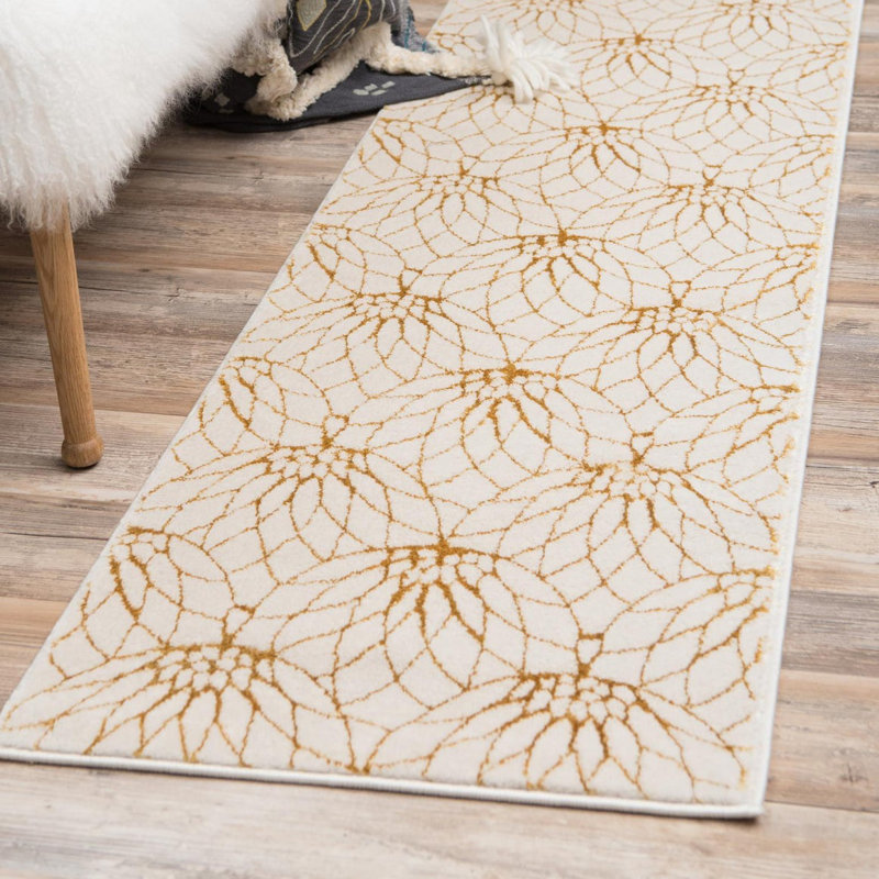 Glitzy Geometric Indoor Rug, Runner 2'7" x 12'