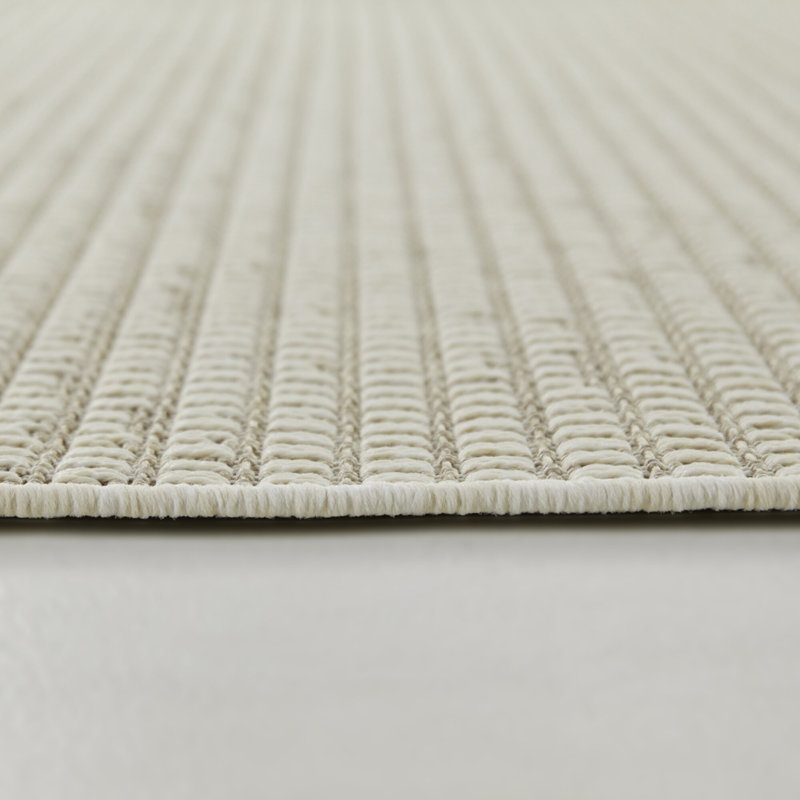 Tapis intérieur / extérieur beige tissé à la machine Trane, Rectangle 5 pi 3 po x 7 pi