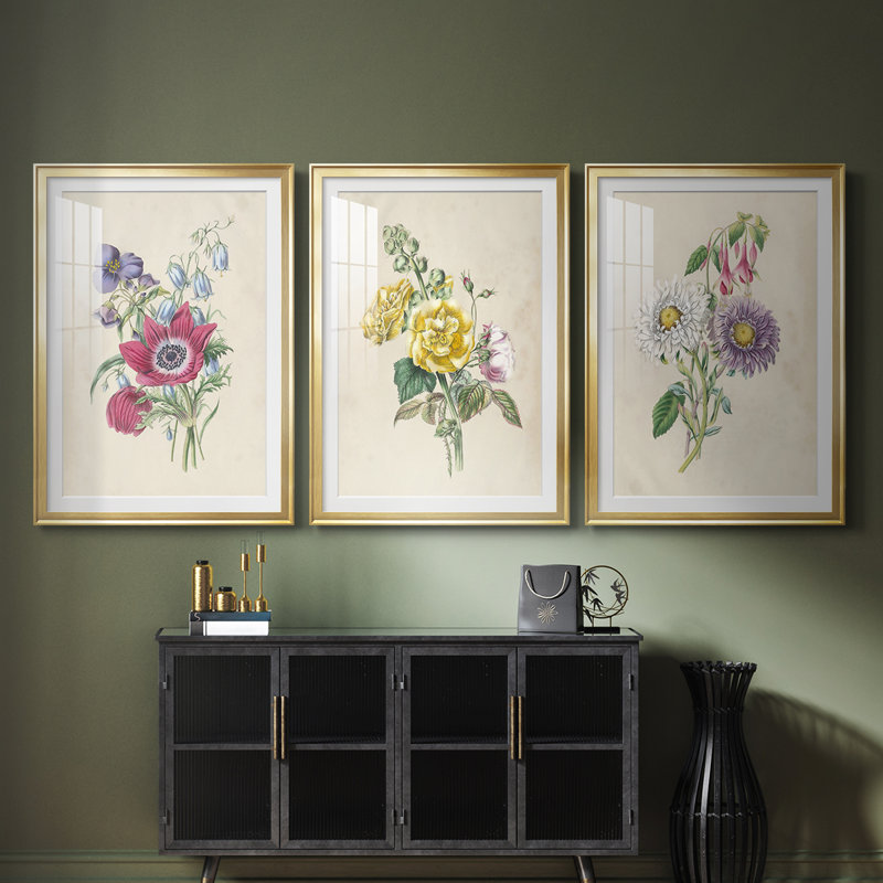 Antique Garden Bouquet I - Impression personnalisée de qualité supérieure avec cadre mat - 3 pièces, H 27 po x l 39 po, Doré