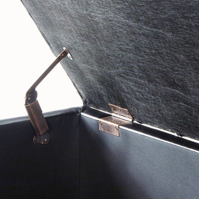 Banc de rangement élégant en lin capitonné avec pieds en bois fuselés, gris foncé, idéal pour les entrées et les salons.